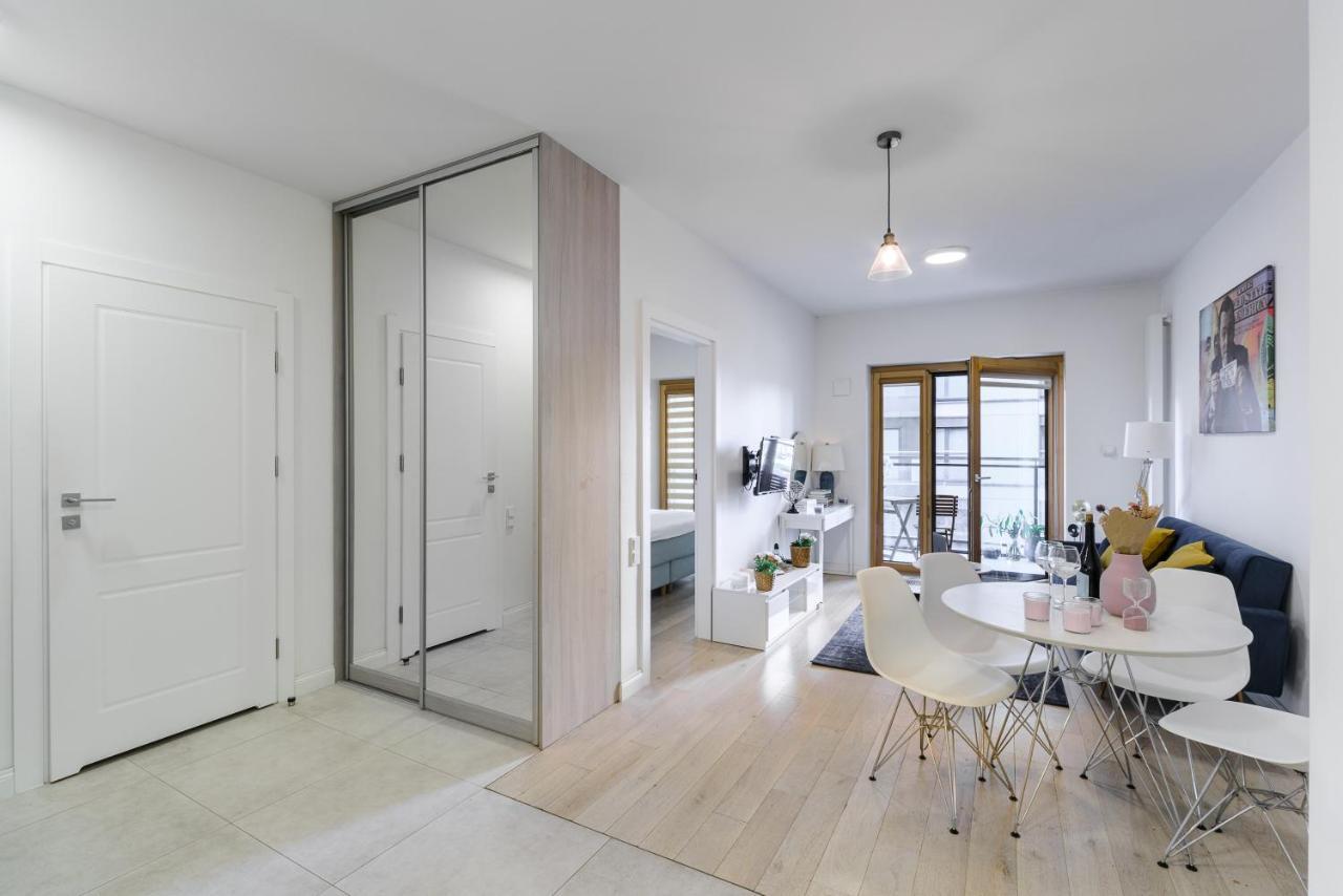 Luxury Apartment On Grzybowska Street Varşova Dış mekan fotoğraf