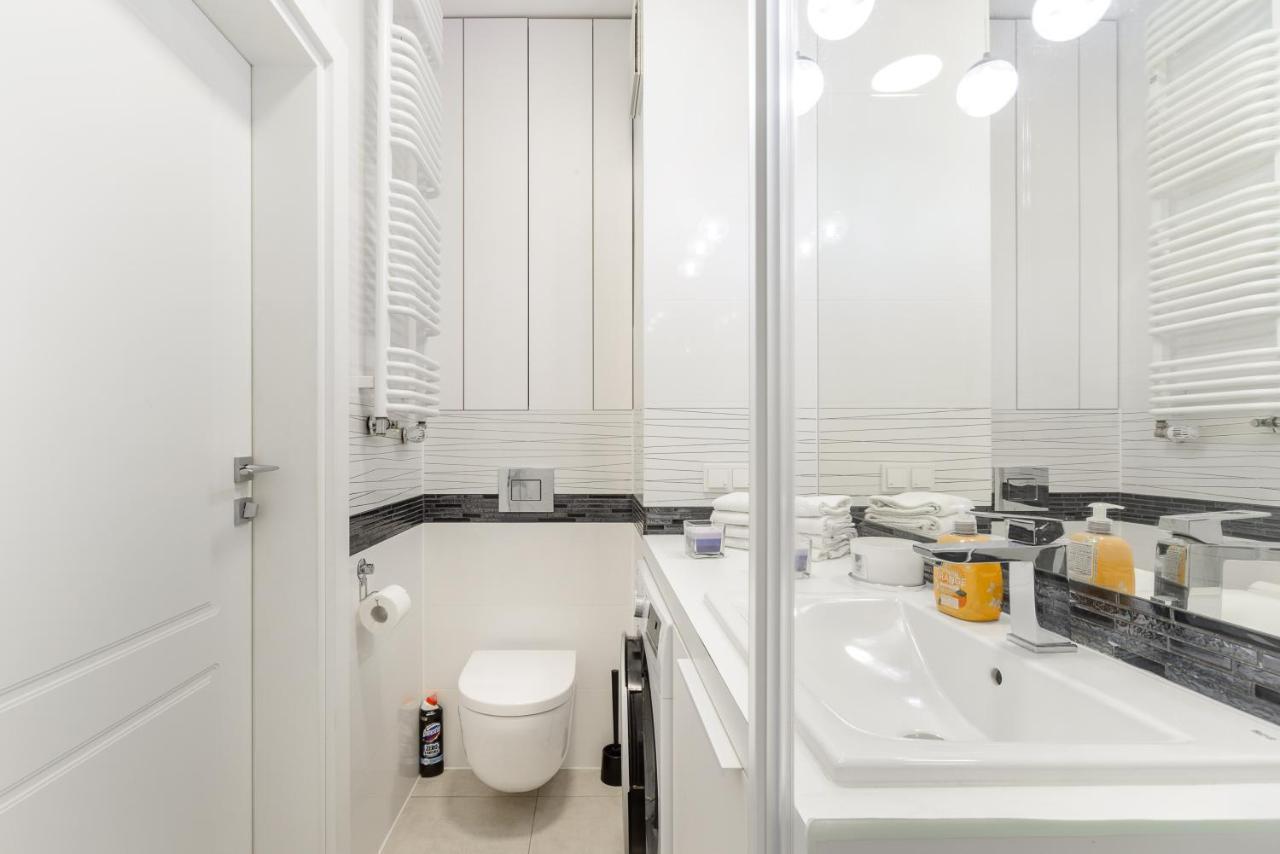 Luxury Apartment On Grzybowska Street Varşova Dış mekan fotoğraf